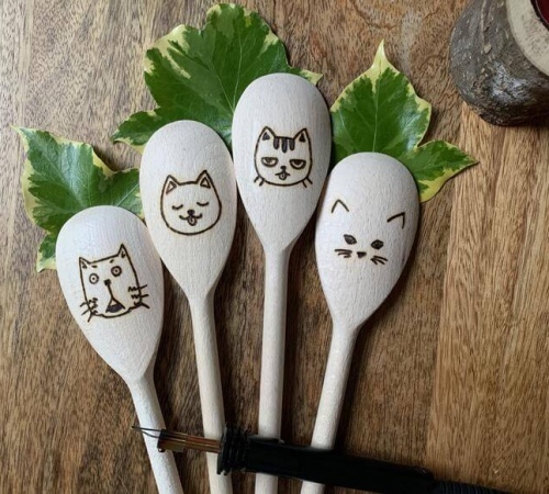 cat wooden spoons